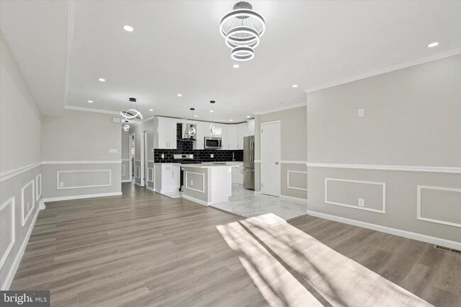 Building Photo - 9174 Frankford Ave