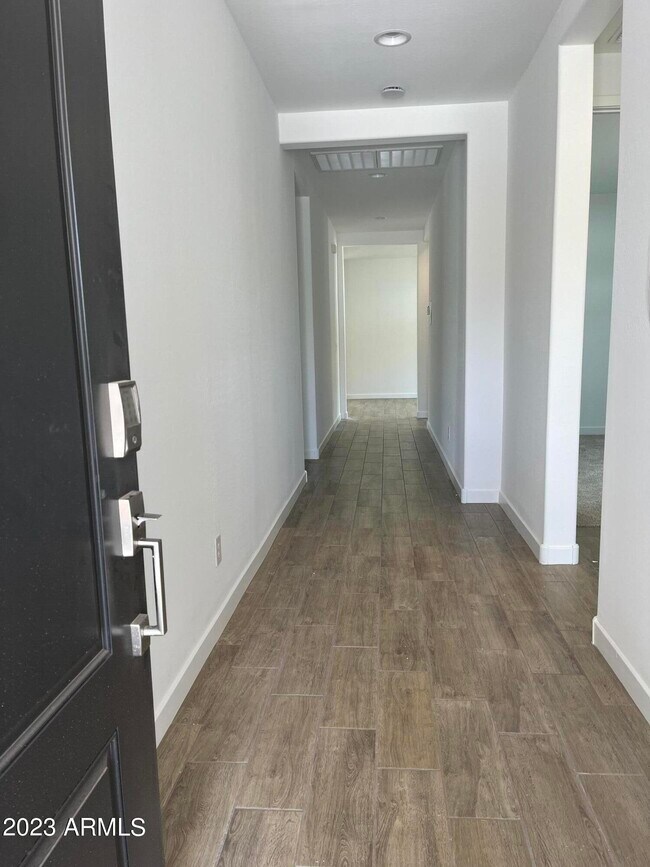 Foto del edificio - 11148 W Parkway Dr
