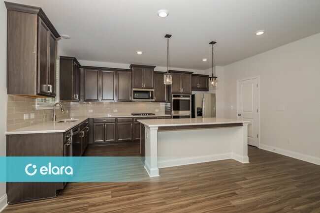 Foto del edificio - 355 Caledonia Ct