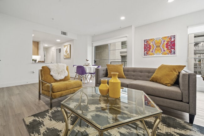 Vivir en los apartamentos de NoHo: foto de la comunidad - Living at NoHo