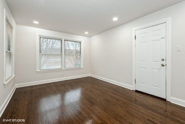 Building Photo - 8034 Kenton Ave