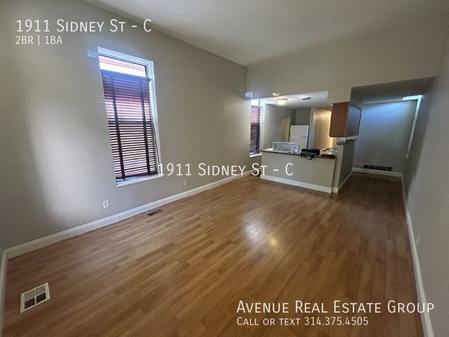 Building Photo - 1911 Sidney St