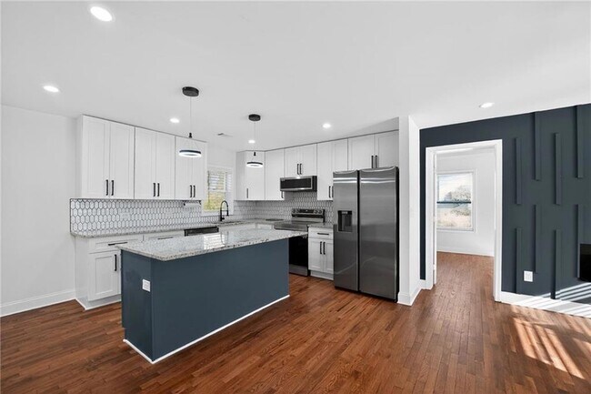 Foto del edificio - 3769 Adkins Rd NW