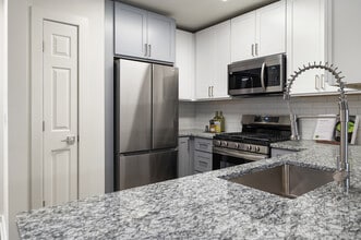 Building Photo - Cortland at Dulles