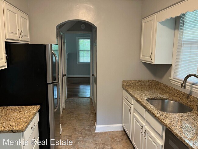 Building Photo - 3 br, 1.5 bath House - 5211 Elsmere Ave