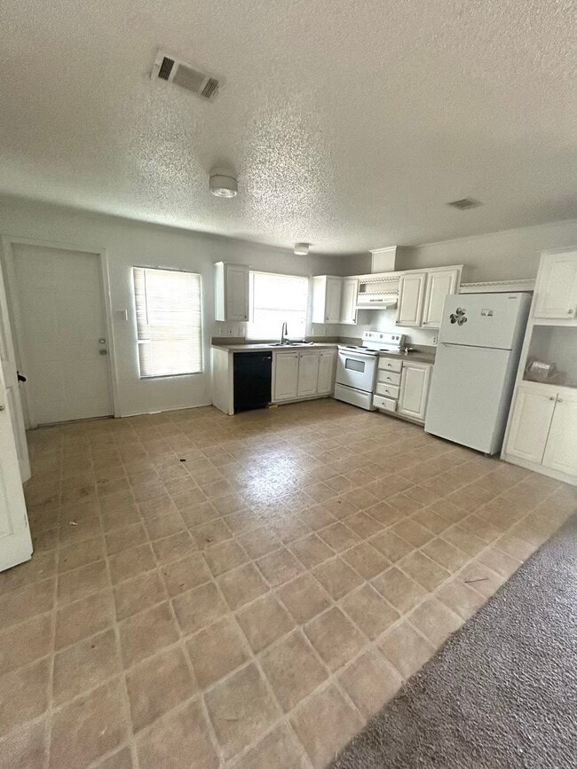 Building Photo - 11810 Greenglen Dr