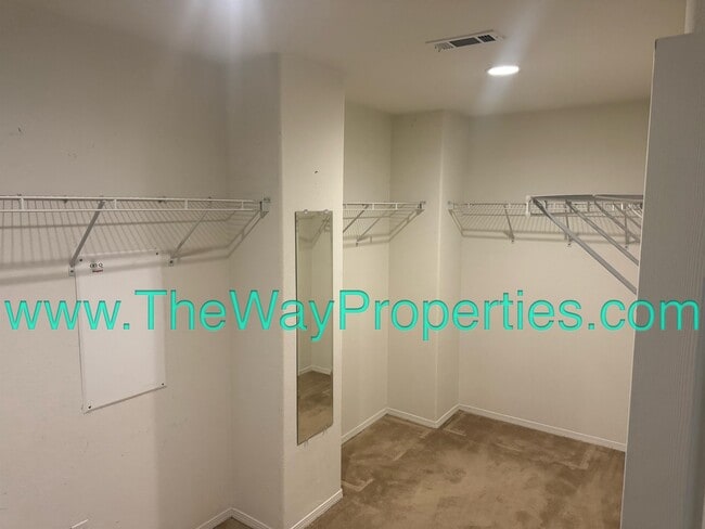 Building Photo - 9290 Ocotillo Ave