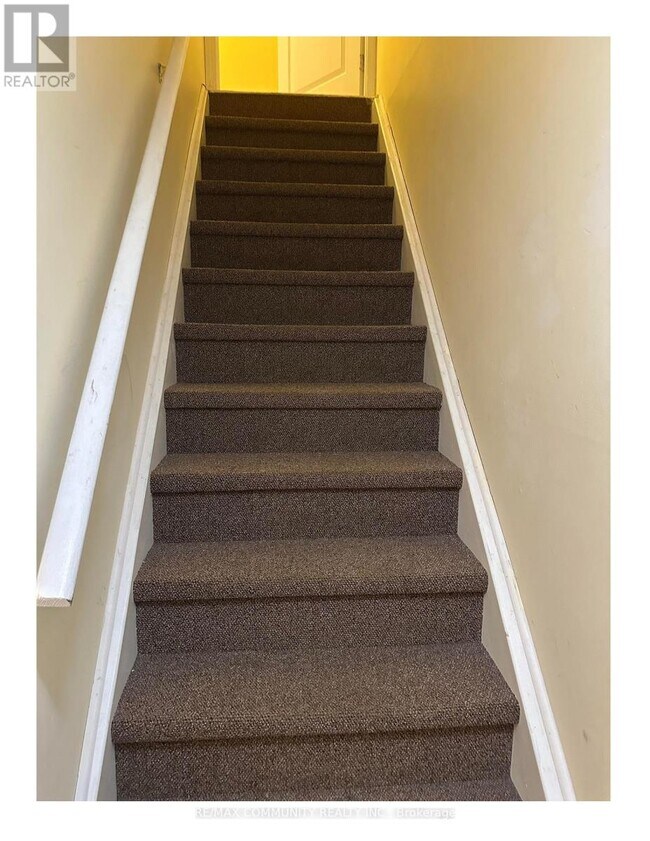 Photo du bâtiment - 26 Grosbeak Crescent