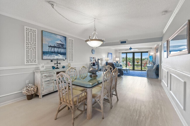 Building Photo - 601 Seafarer Cir
