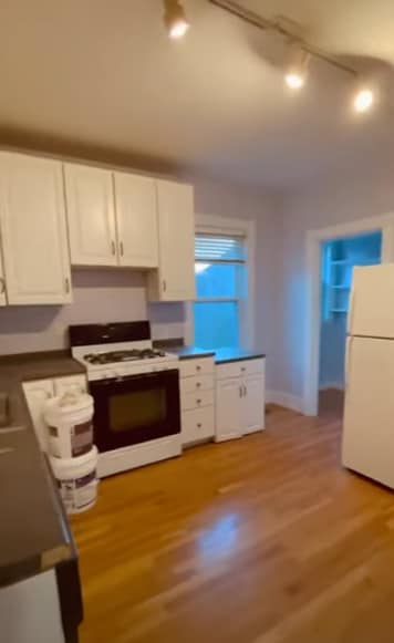 Building Photo - 16 Donnybrook Rd