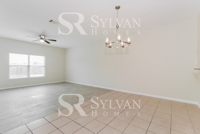 Foto del edificio - At Last, This Is What You Have Been Searching For!