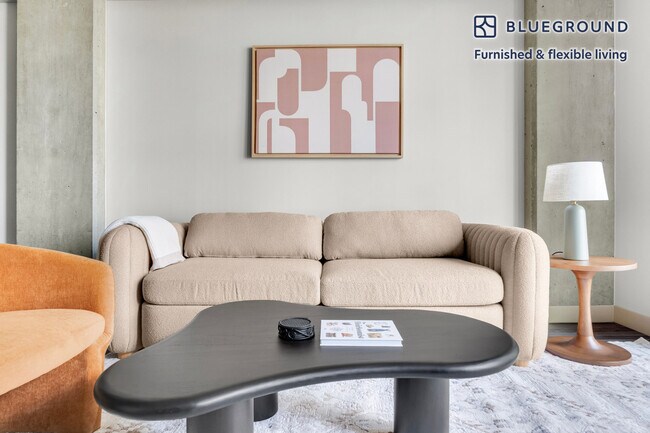 Foto del edificio - 2121 6th Ave