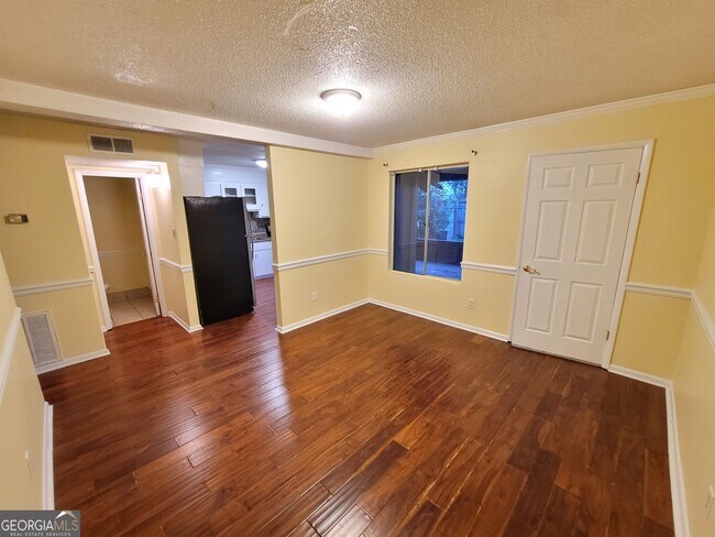 Foto del edificio - 111 Stoneridge Dr