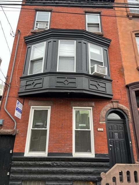 Building Photo - 2132 E Cumberland St