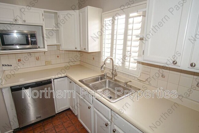 Foto del edificio - 3515 O'Keefe