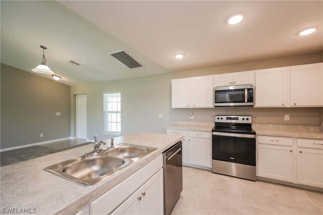 Foto del edificio - 4211 21st St SW
