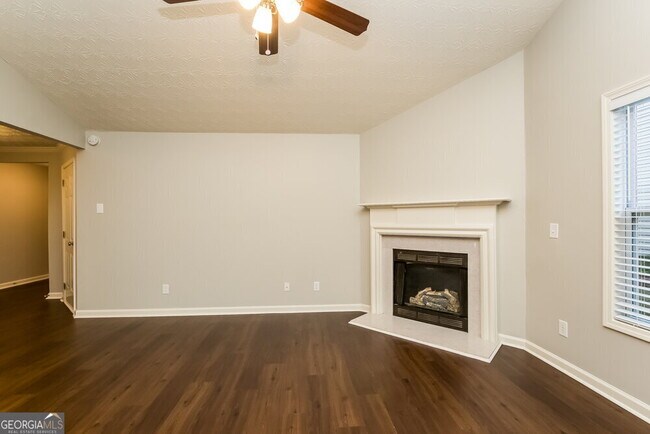 Foto del edificio - 1582 Thornwick Trace
