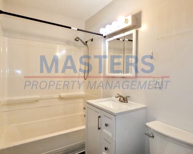Foto del edificio - Beautiful Toledo 3 Bed House