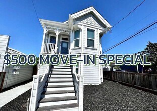 Building Photo - 2846 E 9th St