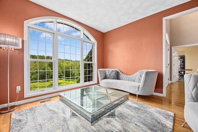 Foto del edificio - 2 Arrowhead Ln