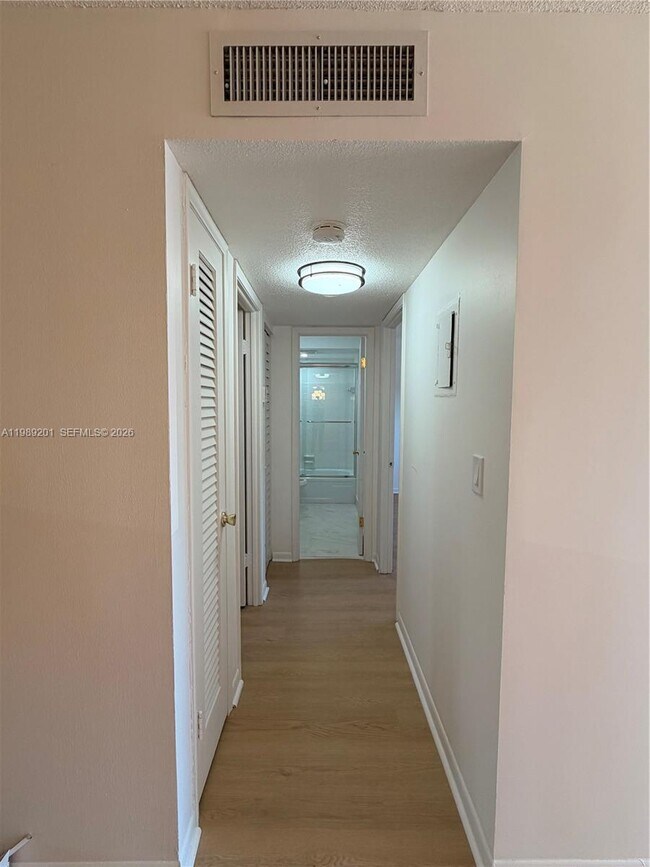 Foto del edificio - 218 NE 12th Ave