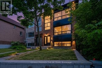 Building Photo - 299 Quebec Ave