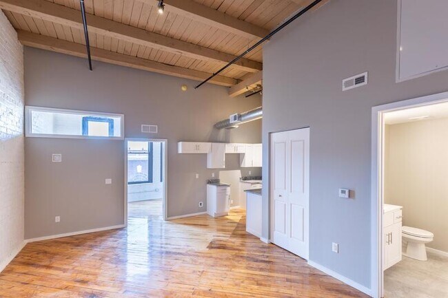 Building Photo - 116 N 4th St