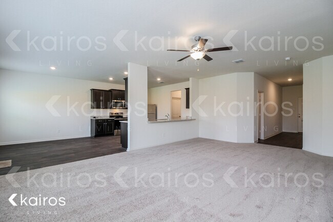Building Photo - 3970 Turtle Creek