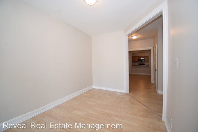 Building Photo - 3 br, 1 bath House - 3321 Edmondson Avenue