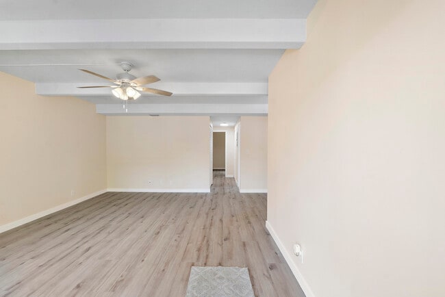Building Photo - 1325 S Flagler Ave