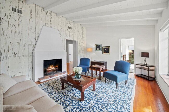 Building Photo - 2605 Datura Ct