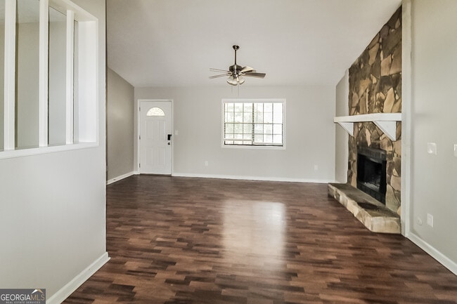 Foto del edificio - 3691 Quail Hollow Trail