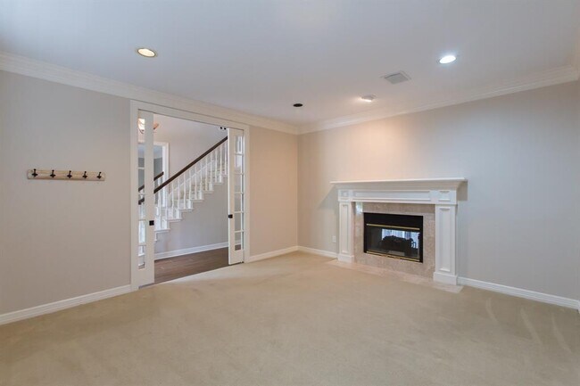 Building Photo - 78 Meadowridge Pl