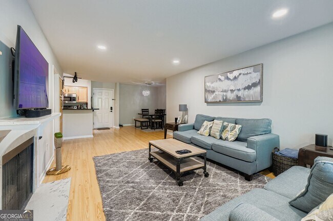 Foto del edificio - 3302 Pine Heights Dr NE