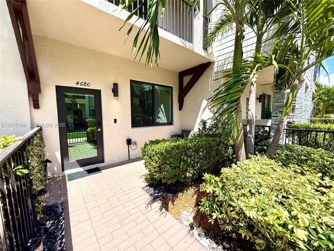 Foto del edificio - 4680 NW 83rd Path