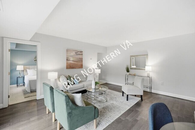 Foto del edificio - 3310 S 28th St