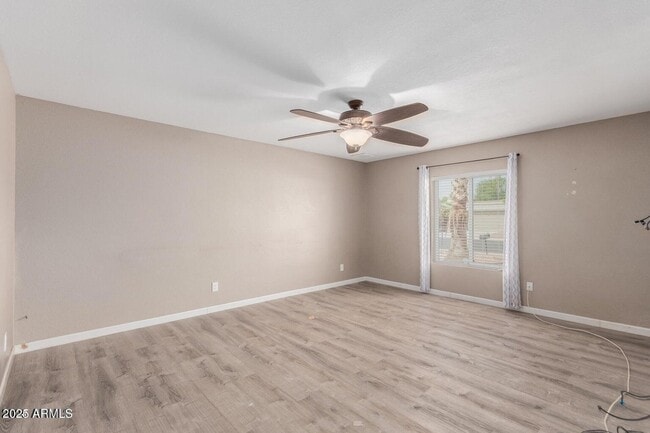 Building Photo - 5313 W Mescal St