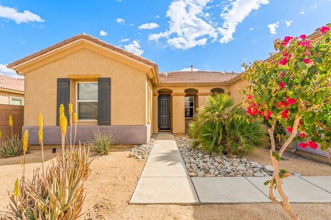 Foto del edificio - 74131 Imperial Ct E