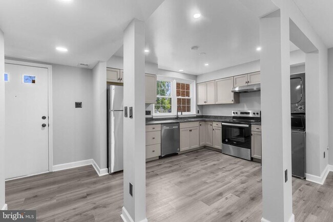 Foto del edificio - 1044 Ramsgate Ct