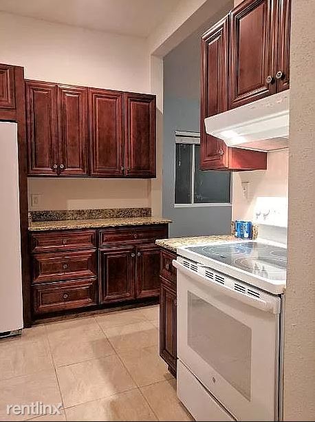 Foto del edificio - 3 br, 1 bath House - 1922 15th Ave S