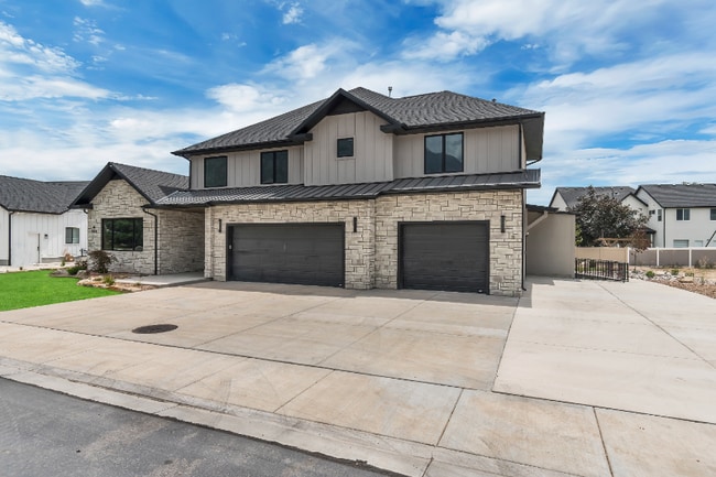 Building Photo - 909 W 1180 N