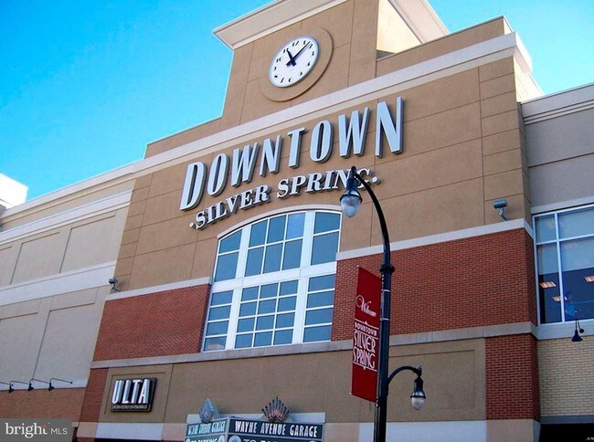 Foto del edificio - 7923 Eastern Ave NW