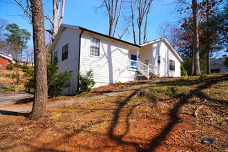 Building Photo - 5201 Sunset Trail