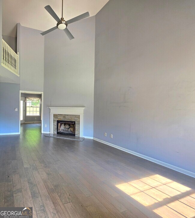 Building Photo - 241 Hamilton Dr
