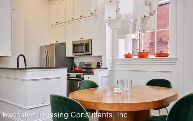 Building Photo - 2 br, 2 bath House - 1408 Q St, NW #13