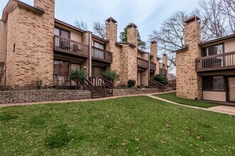 Building Photo - 2521 Crosstimbers Dr