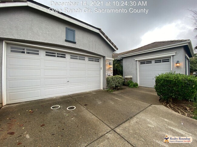 Foto del edificio - Beautiful Home with Great Layout in Newton...