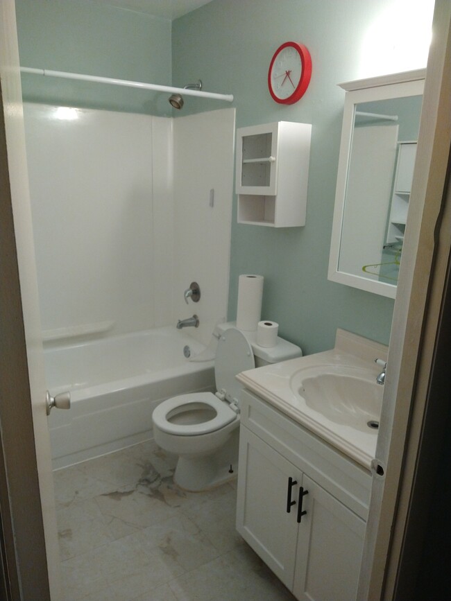 Building Photo - 208 Timber Trail
