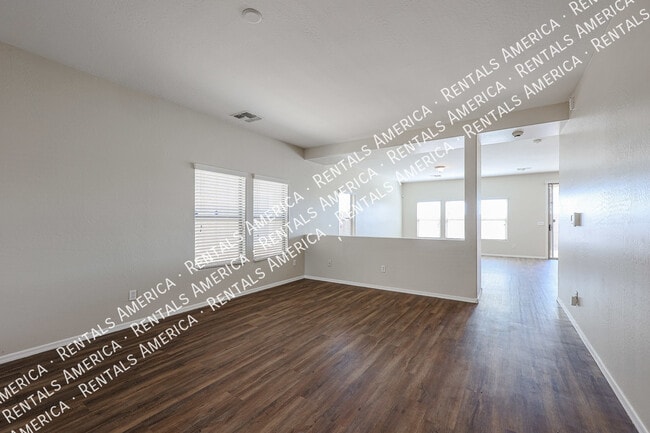 Foto del edificio - 7629 S 63rd Dr