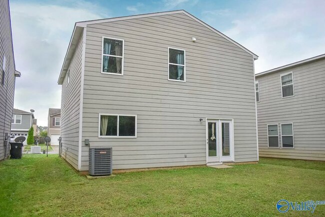 Foto del edificio - 208 Farmington Dr